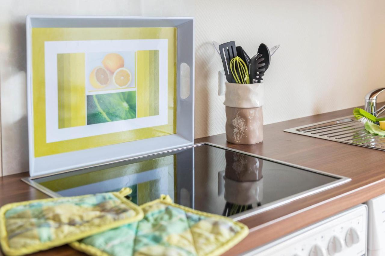 Ferienwohnung Erdgeschoss อูเบอร์ลิงเงน ภายนอก รูปภาพ